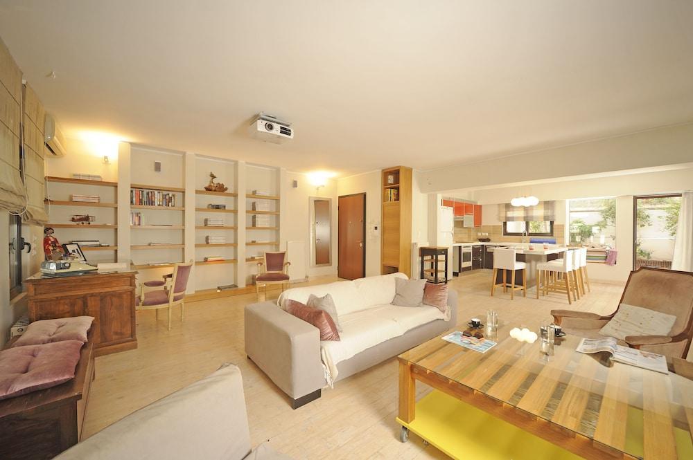 Koukaki Garden Escape Child Friendly Apartment Atenas Exterior foto